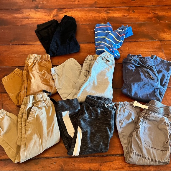 2T Clothes Lot - Picture 4 of 5